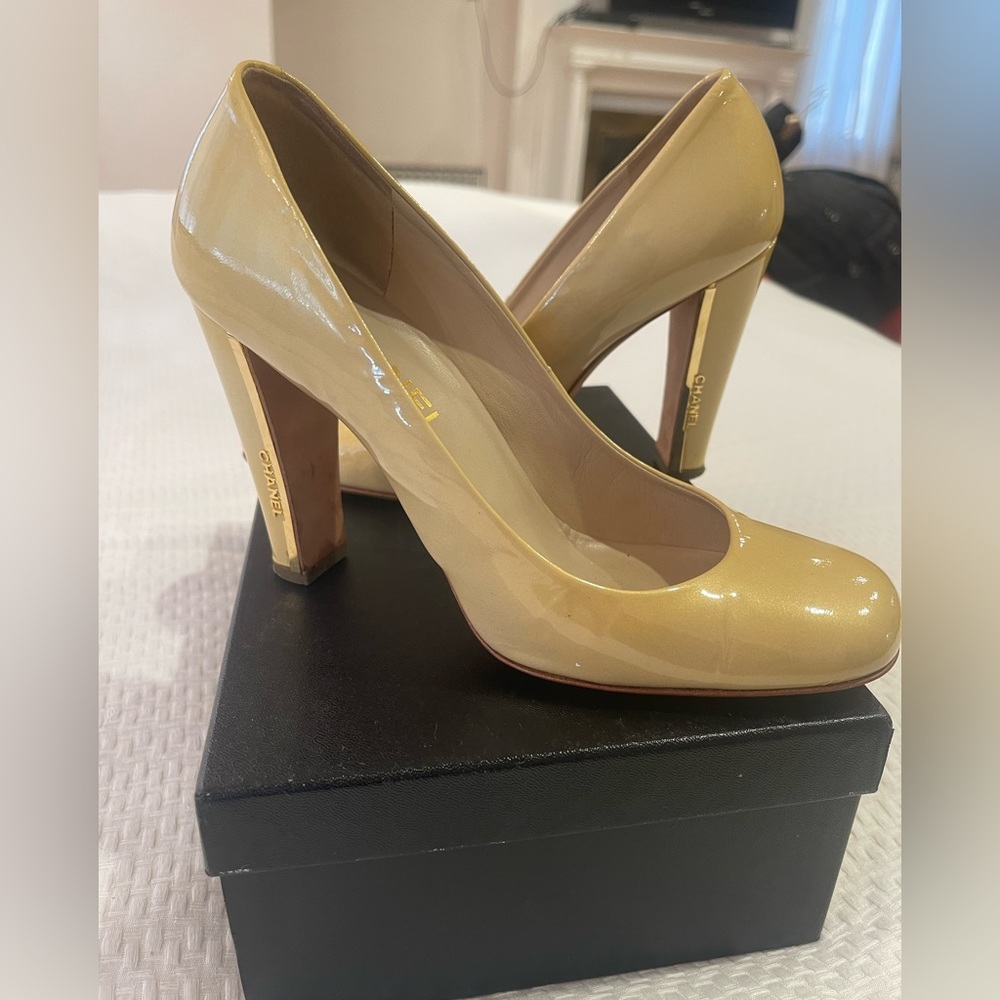 Chanel office heels